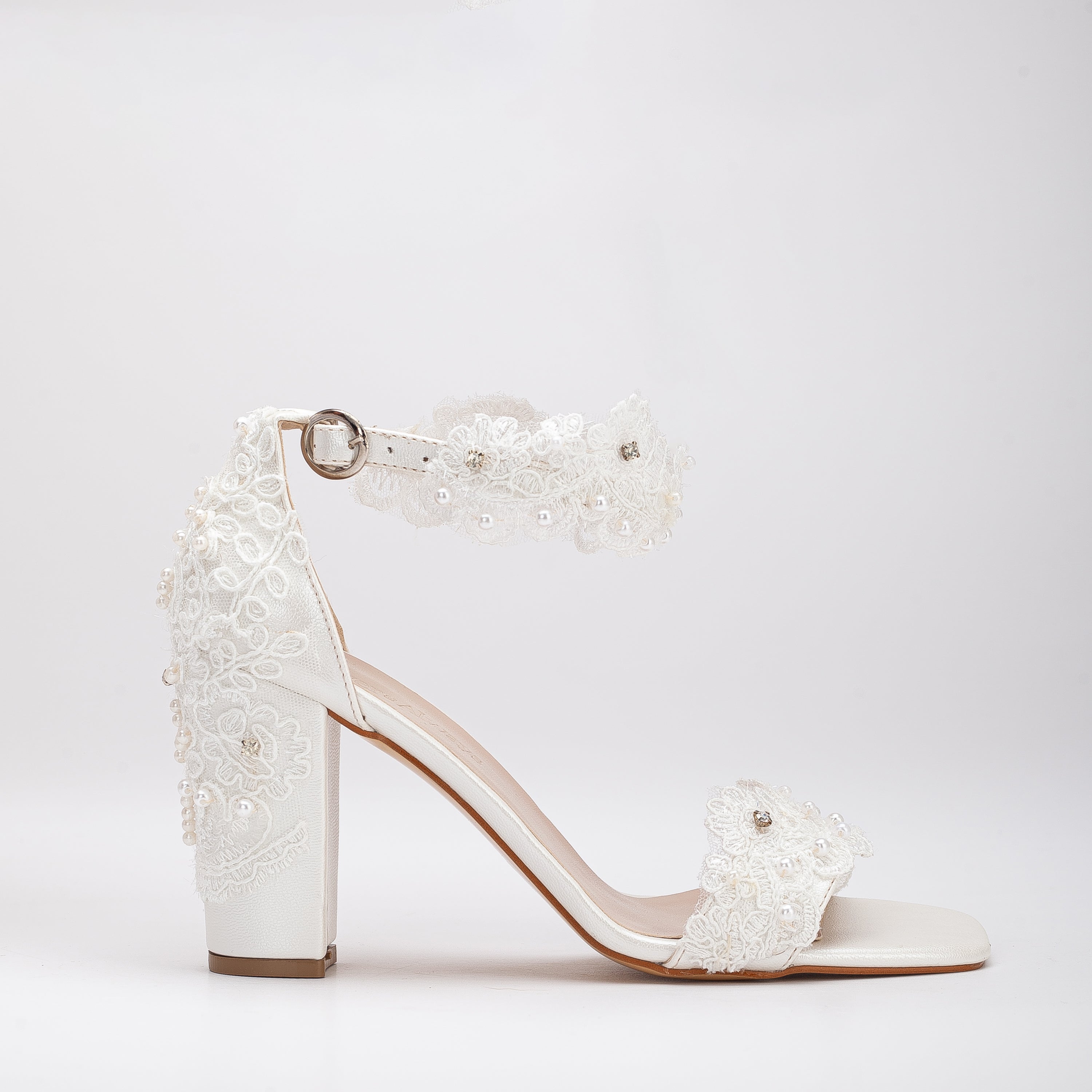 Ivory Wedding Shoes, Bridal Shoes, Block Heels, Lace Wedding Shoes, Ivory Heels, White Bride Shoes, Wedding Shoes, Ivory Lace High Heels