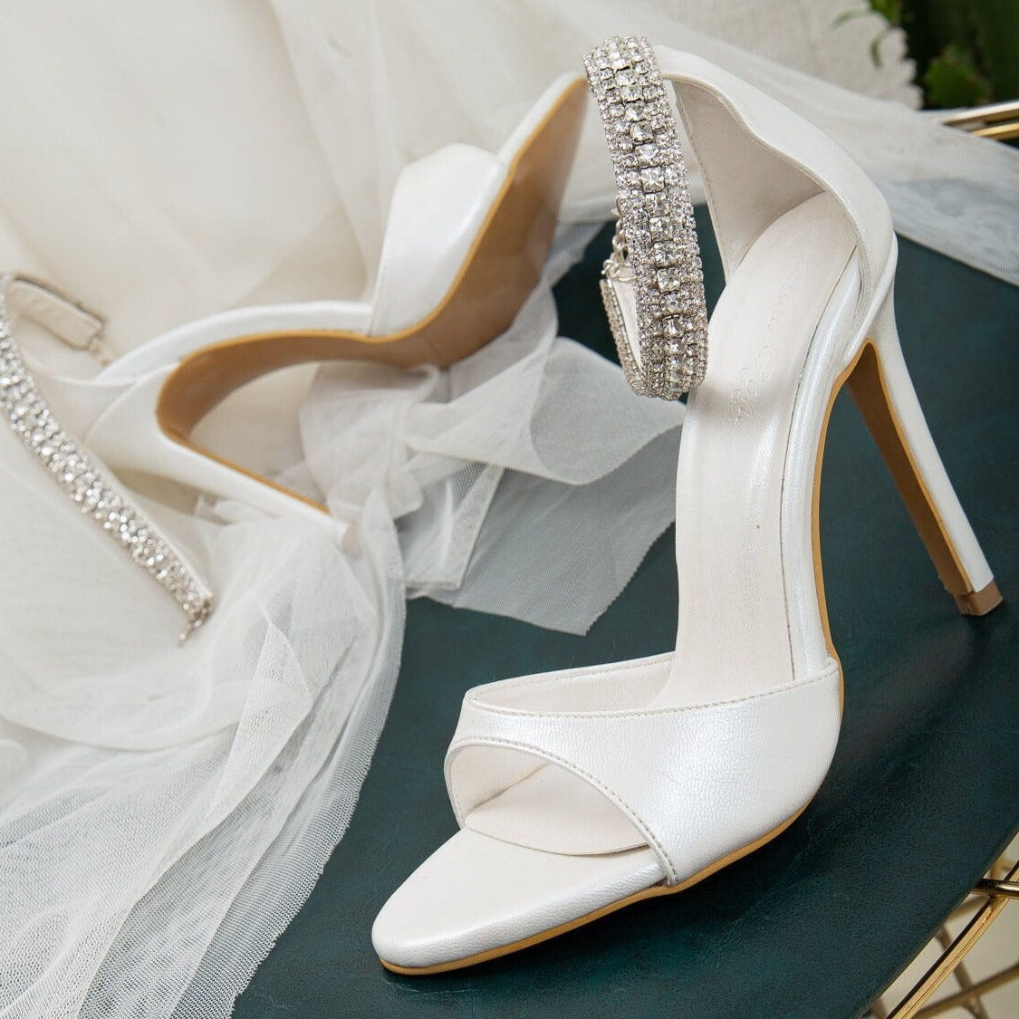 Ivory Heels, Ivory Bride Shoes, Wedding Shoes, Ivory High Heels with Diamonds